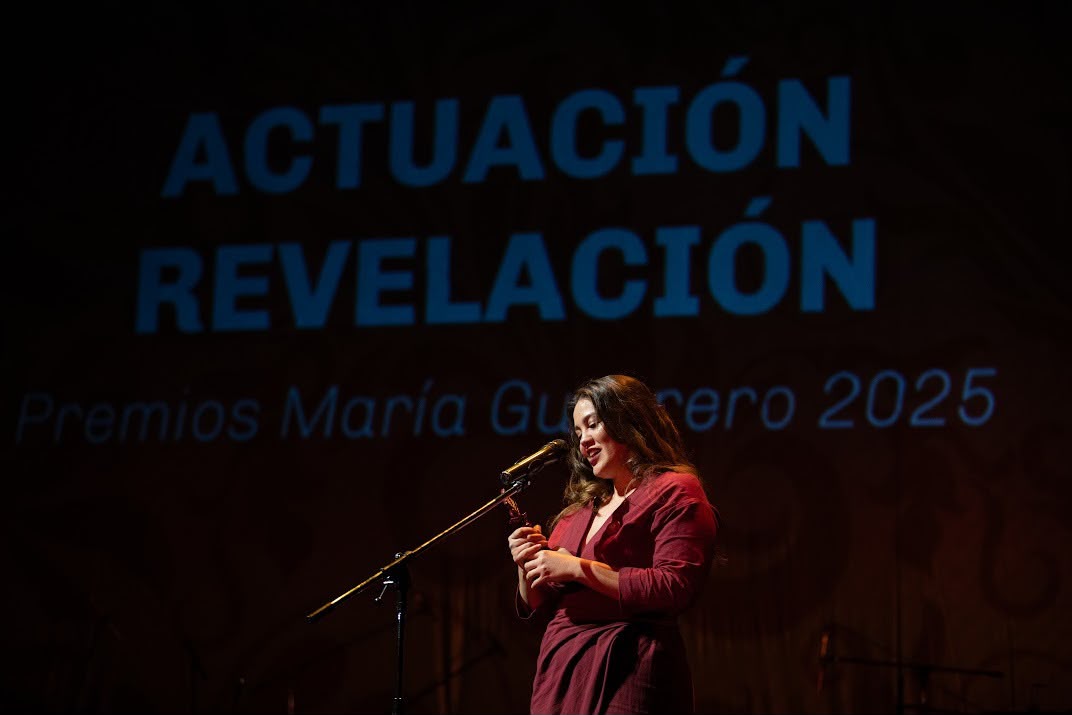 Flor Bobadilla Oliva se alza con el Premio María Guerrero a la Revelación Teatral