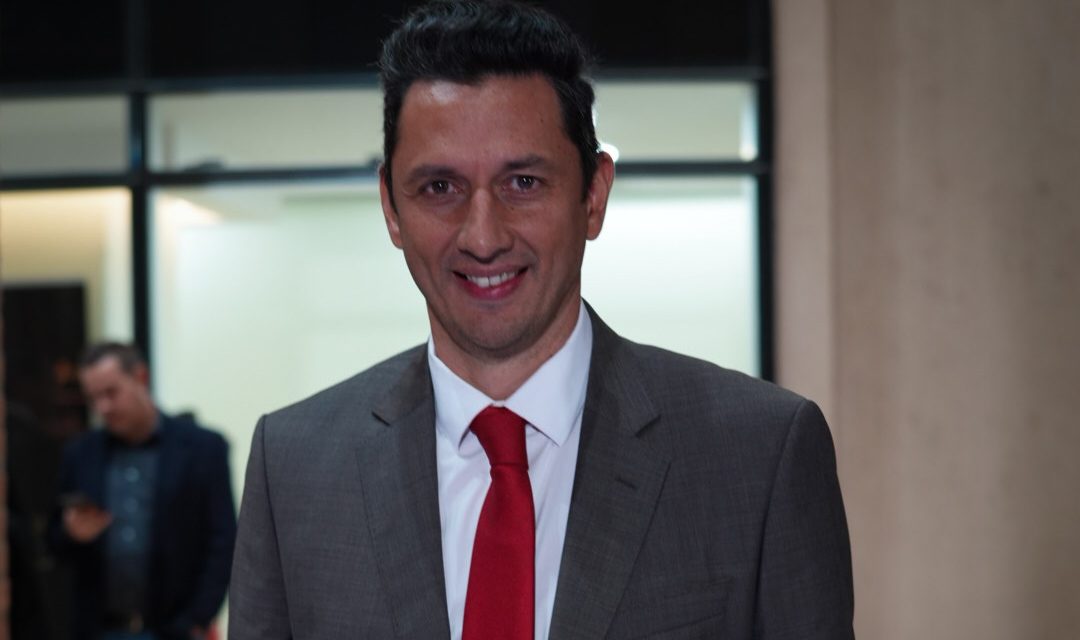 Libertarios respaldan baja impositiva pero exigen ajuste provincial