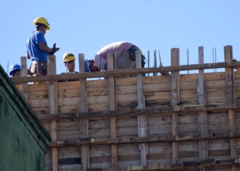 Posadas: la superficie autorizada para construcción cayó 35,8% en lo que va de 2026