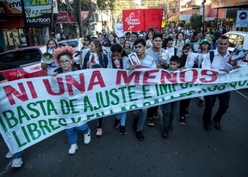 Memoria feminista en imágenes: la muestra “Vivas nos queremos” se exhibe en la UNaM