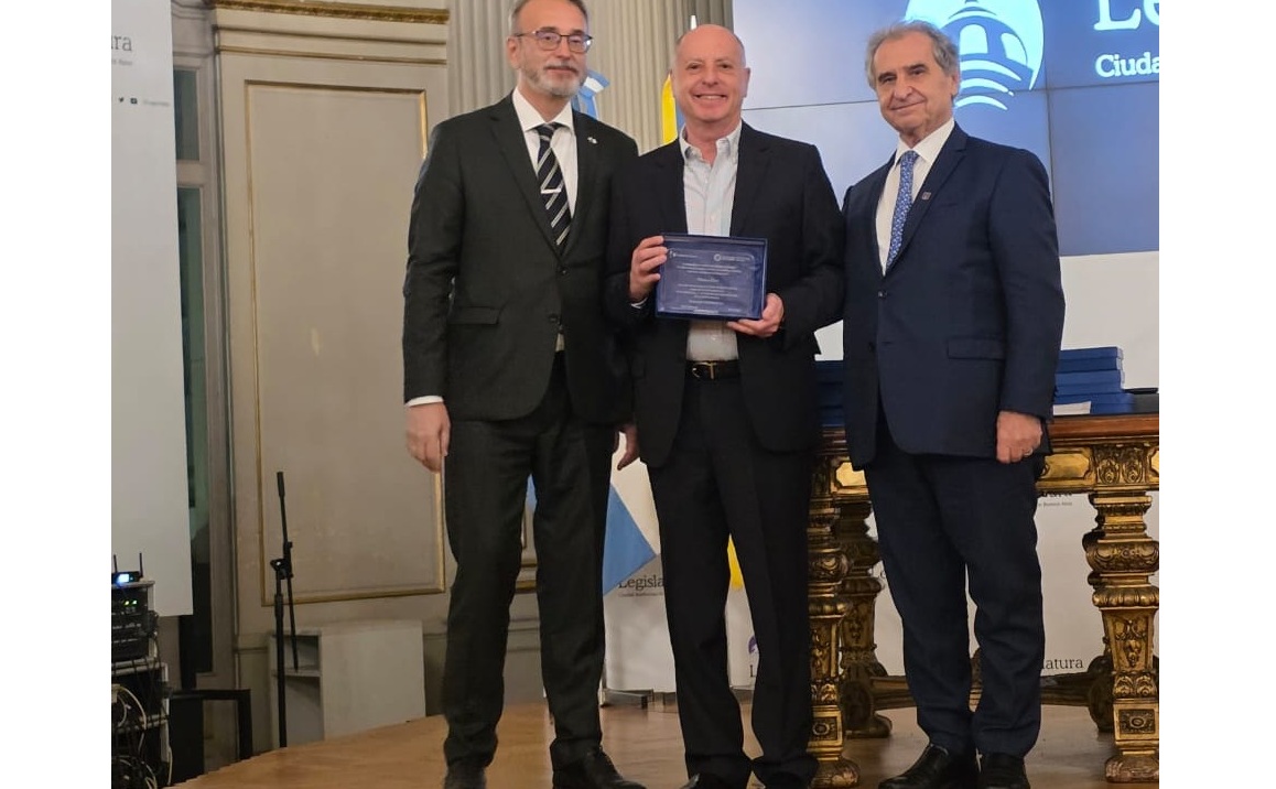 Empresarios misioneros Goldfart y Klimiuk, distinguidos por Ucrania en Buenos Aires